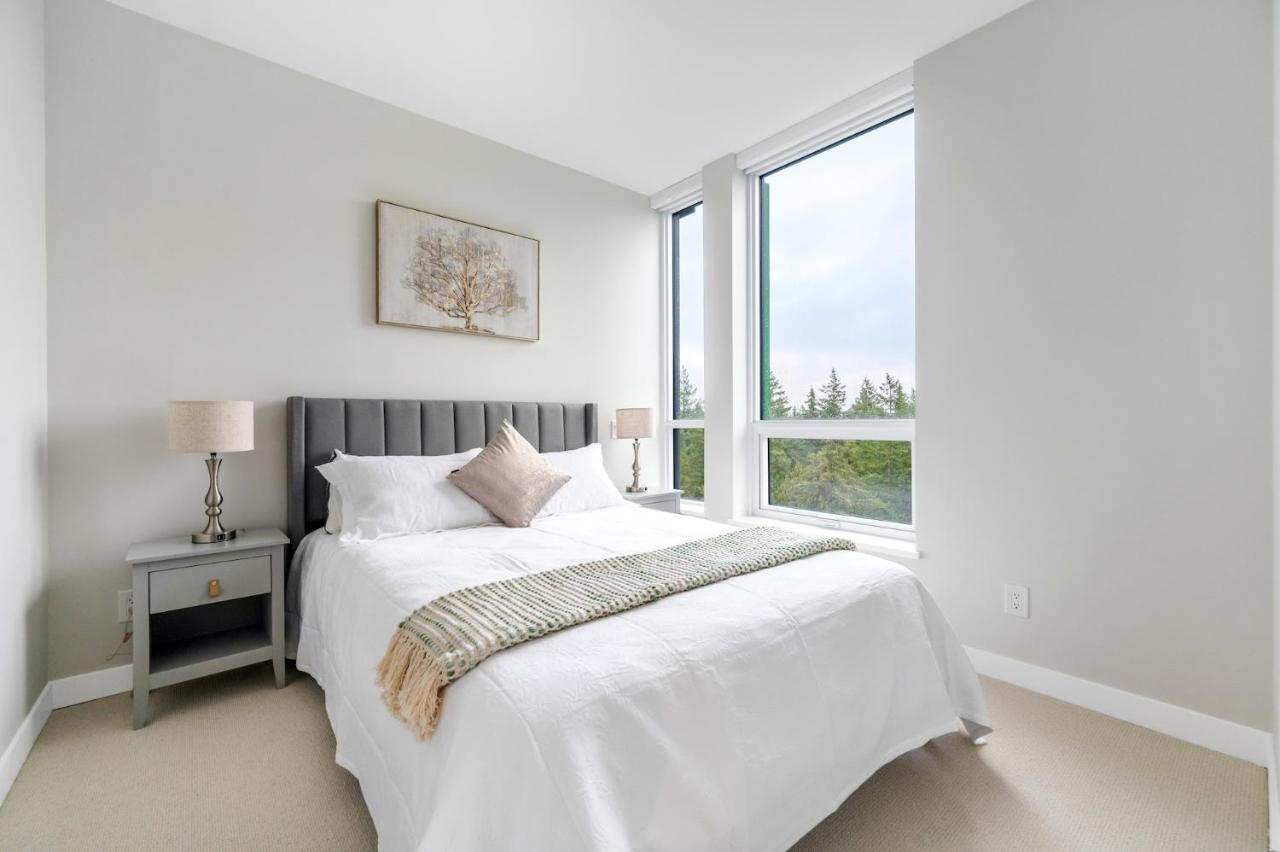 Modern Comfort At Ubc: 1Br Condo Near Campus Vancouver Extérieur photo